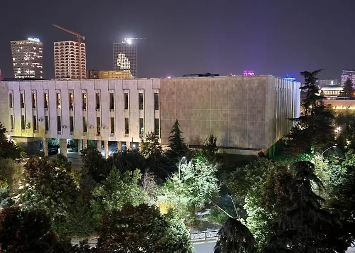 In Skanderbeg Square - Center 2 Lejlighed *