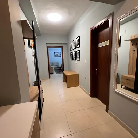 In Skanderbeg Square - Center 2 Apartman Tirana
